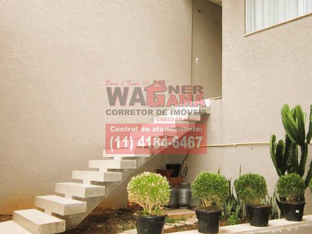 #1330 - Casa para Venda em Carapicuíba - SP - 2