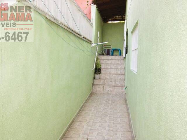 Sobrado para Venda em Carapicuíba - 4